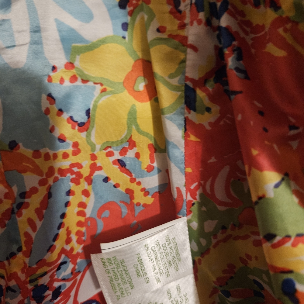 Lilly Pulitzer Navy Blue Vest with Vibrant Lining - Picture 6 of 7